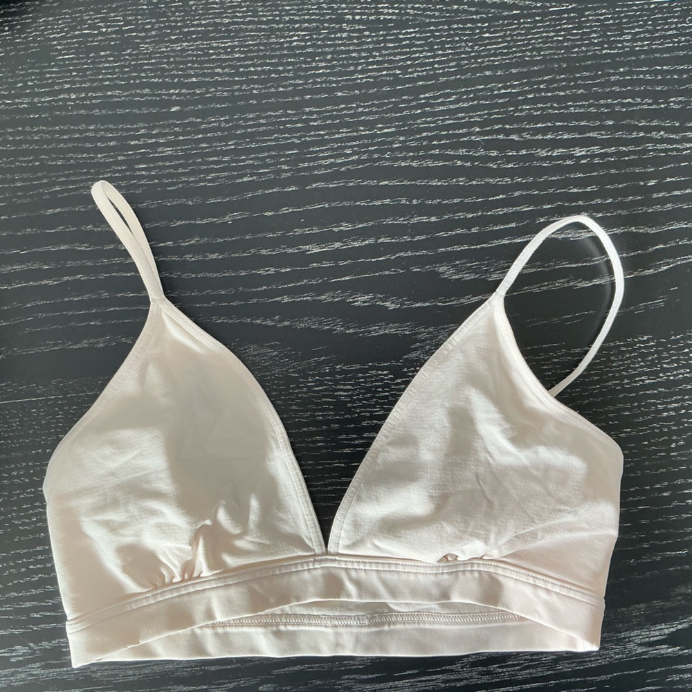 Uniqlo Light Beige Wireless Bralette